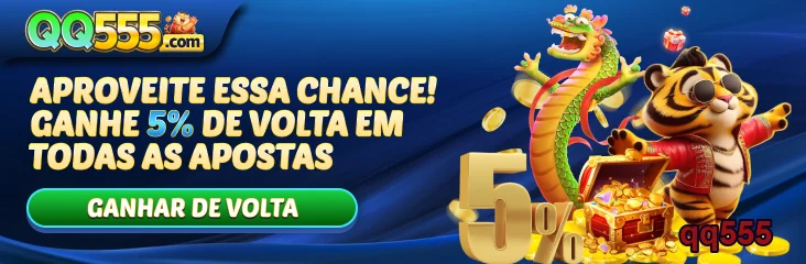 Usuário jogando no aplicativo qq555 com segurança.